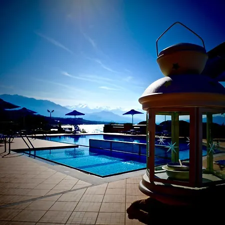 Kanakis Blue Aparthotel
